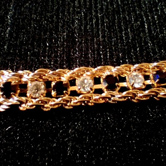 Earring Set Teardrop Filigree Gold-Toned and Two Gold-Toned Bracelets - Picture 8 of 12